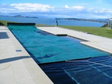 Manual & Flotatation Swimming Pool Covers